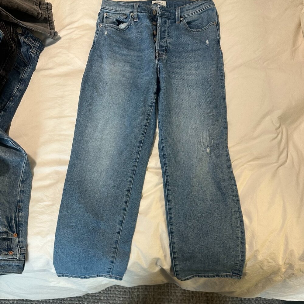 Pistola light wash straight, 99% cotton 1% spandex, size 29